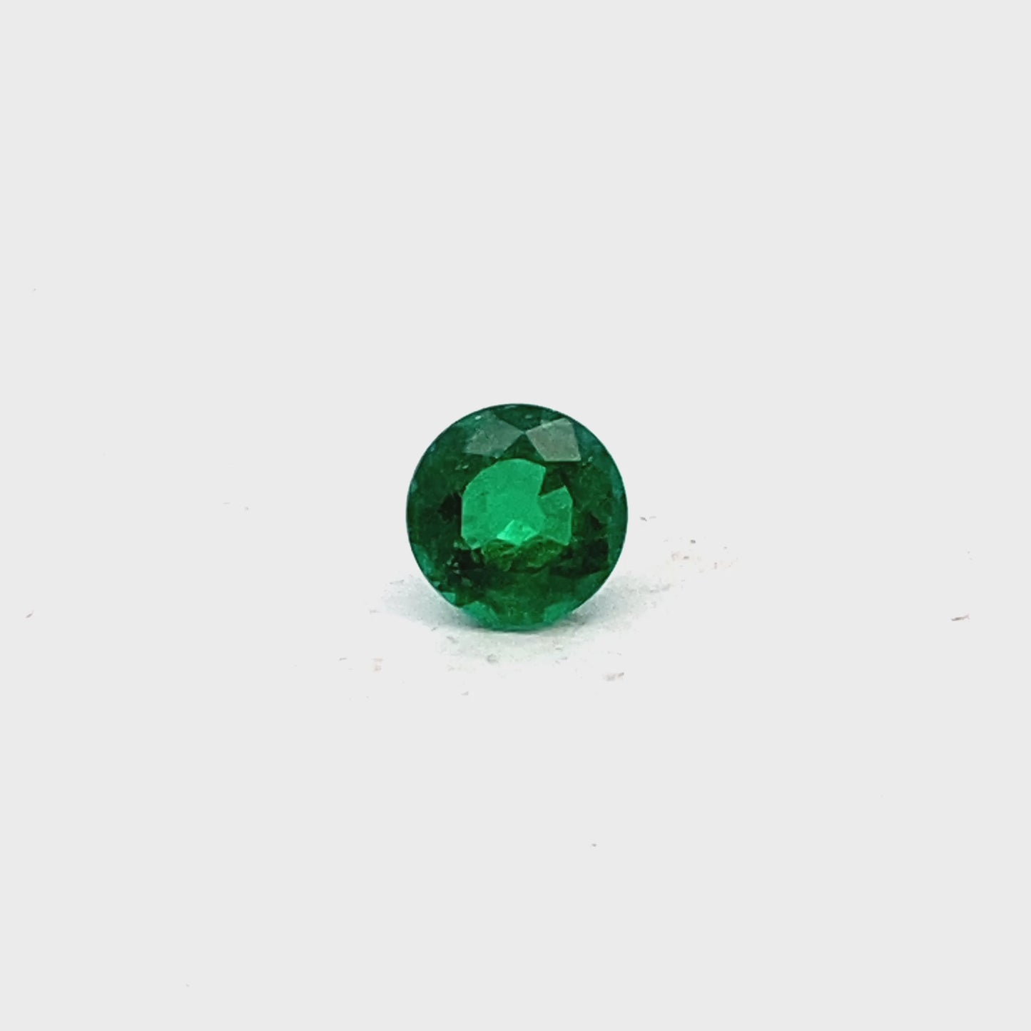 8.61x8.66x5.59mm Round Emerald (1 pc 2.39 ct)