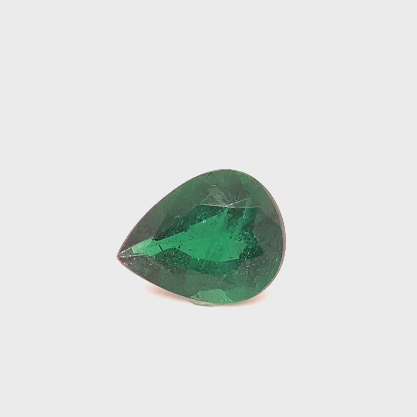 13.00x10.13x6.34mm Pear-shaped Emerald (1 pc 4.04 ct)