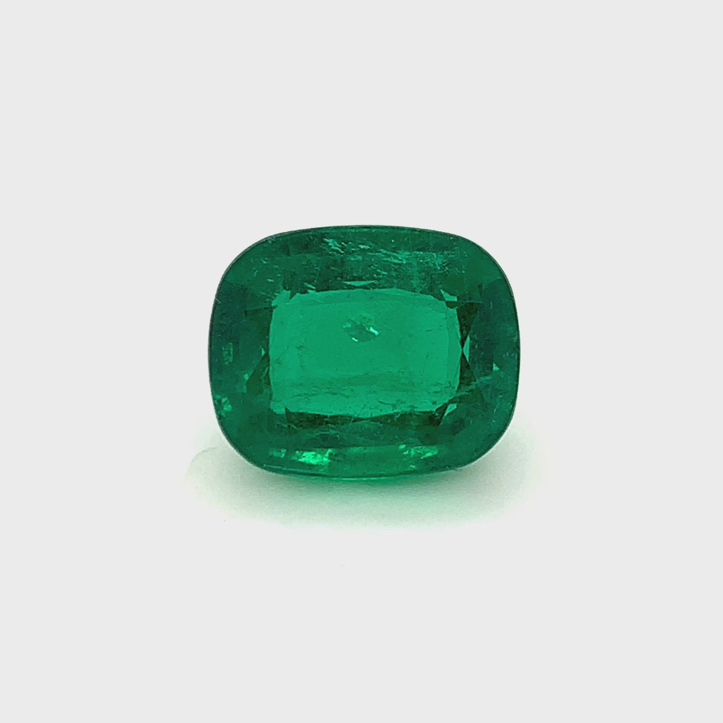 14.00x11.50x7.20mm Cushion Emerald (1 pc 8.23 ct)