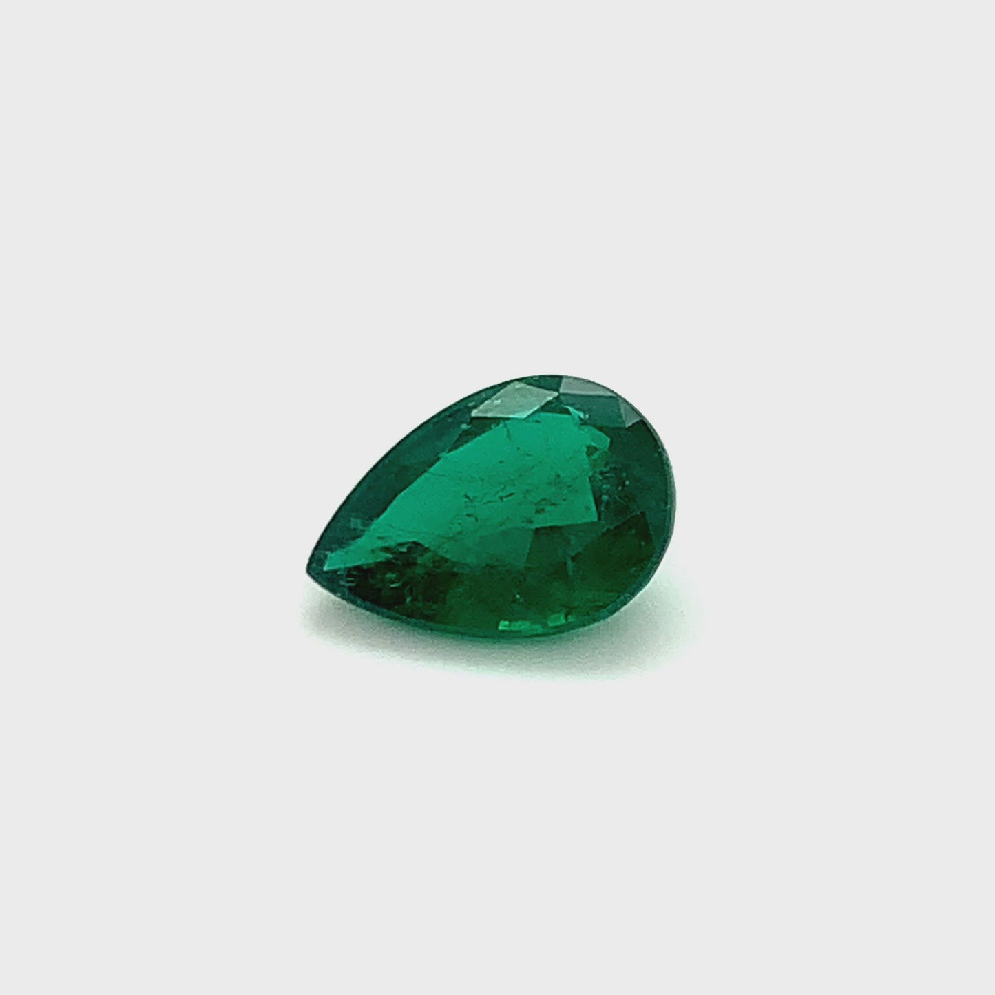 14.98x10.51x6.23mm Pear-shaped Emerald (1 pc 5.42 ct)